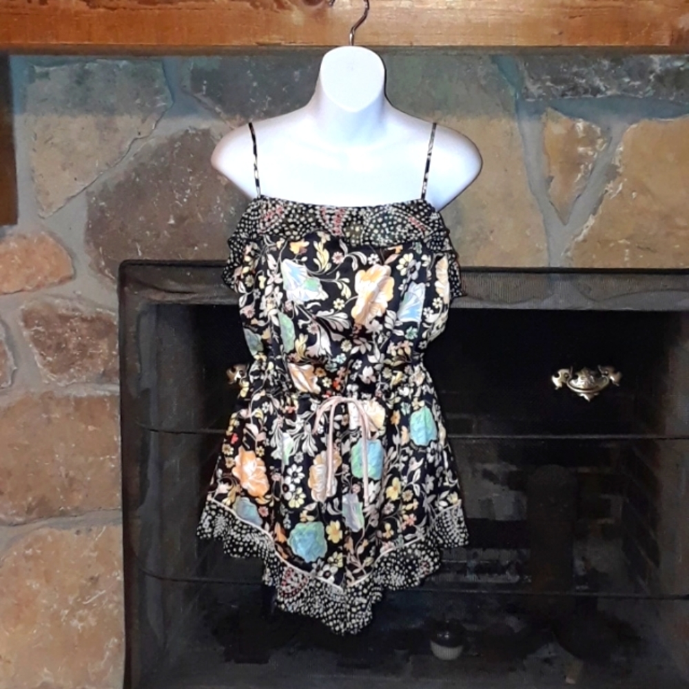NWT Victoria's Secret satin romper - M